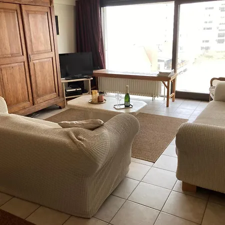 Ruim Met Zeezicht En Gratis Ruime Overdekte Parking Apartment *